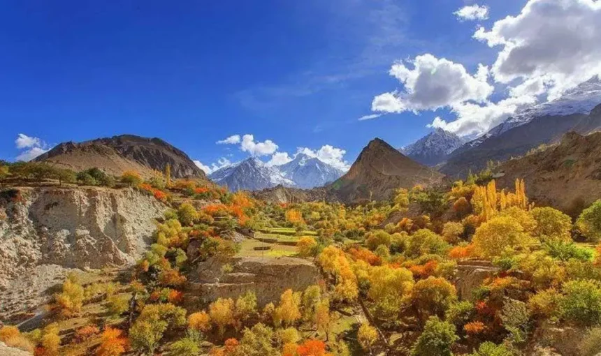 Hunza Valley Autumn Tour 2024 (A Colorful Season)